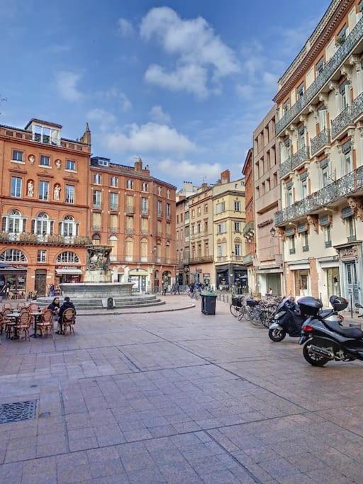 Ibiza -Sublime Studio Place De La Trinite- Netflix Appartement Toulouse Buitenkant foto