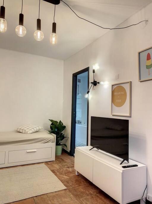 Ibiza -Sublime Studio Place De La Trinite- Netflix Appartement Toulouse Buitenkant foto