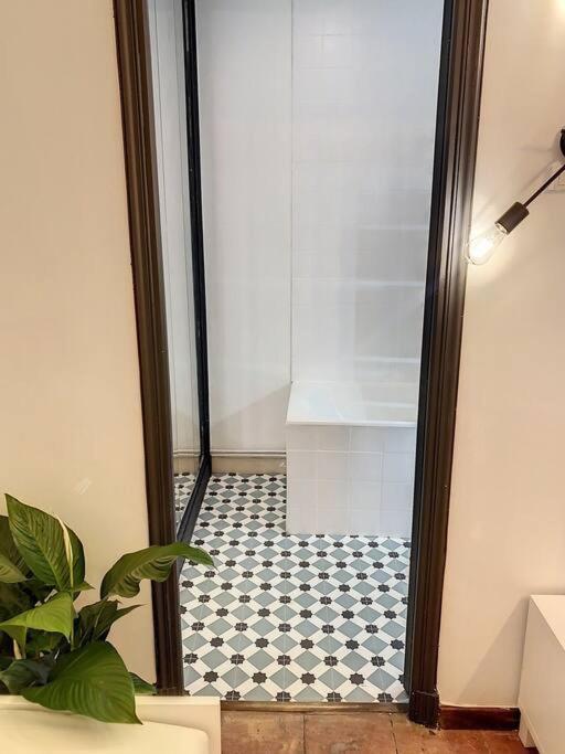Ibiza -Sublime Studio Place De La Trinite- Netflix Appartement Toulouse Buitenkant foto